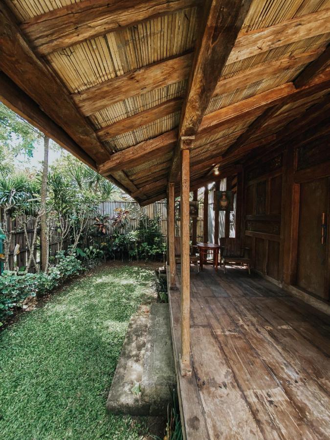Sarini Villas Blahbatu Bagian luar foto