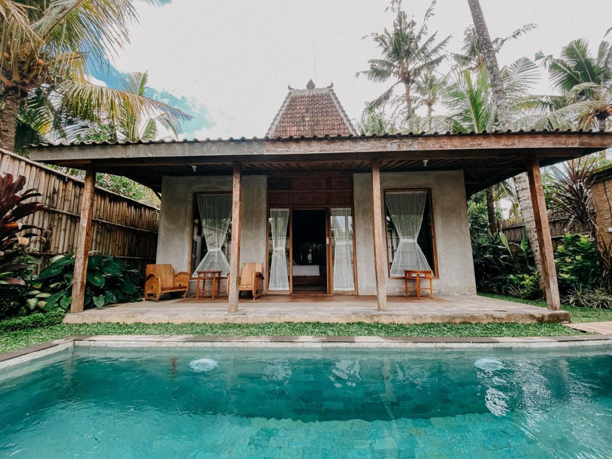 Sarini Villas Blahbatu Bagian luar foto