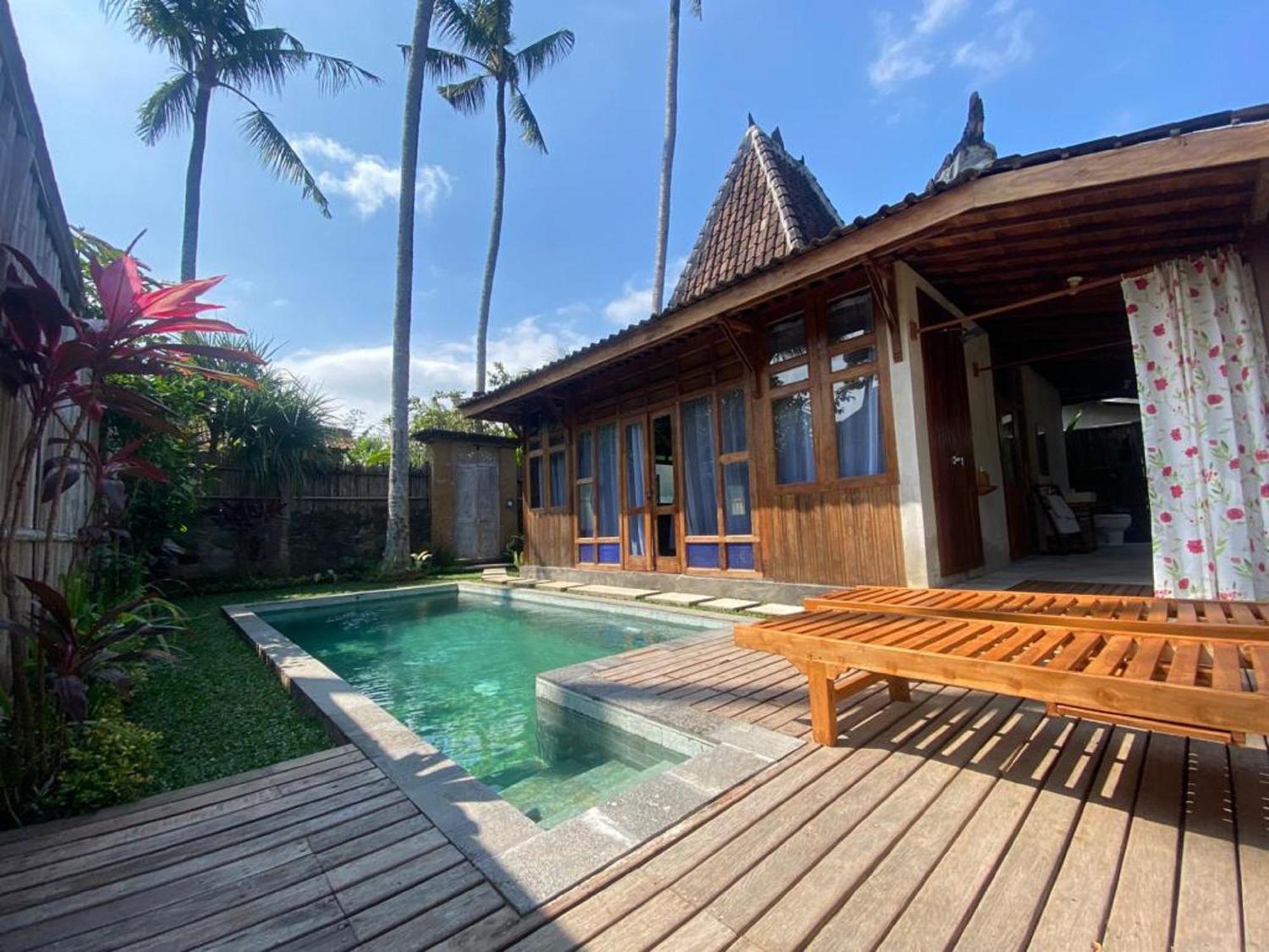 Sarini Villas Blahbatu Bagian luar foto